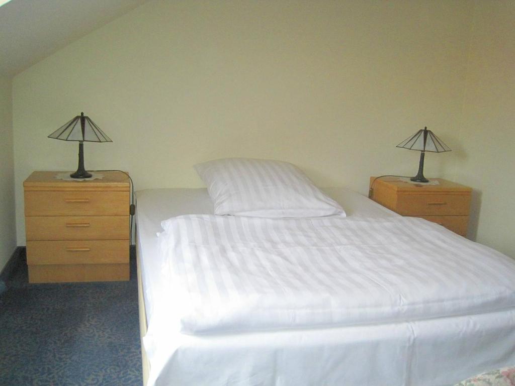 Hotel Löwen Randersacker Zimmer foto